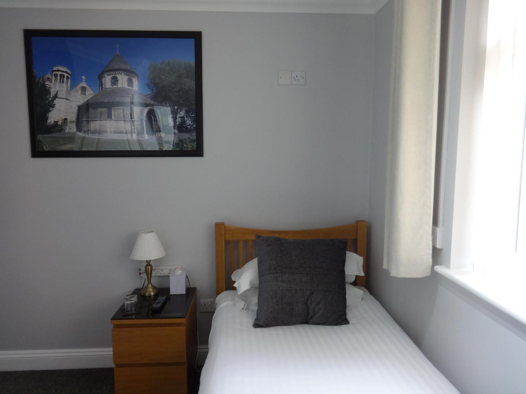 Autumn House 4* CBG