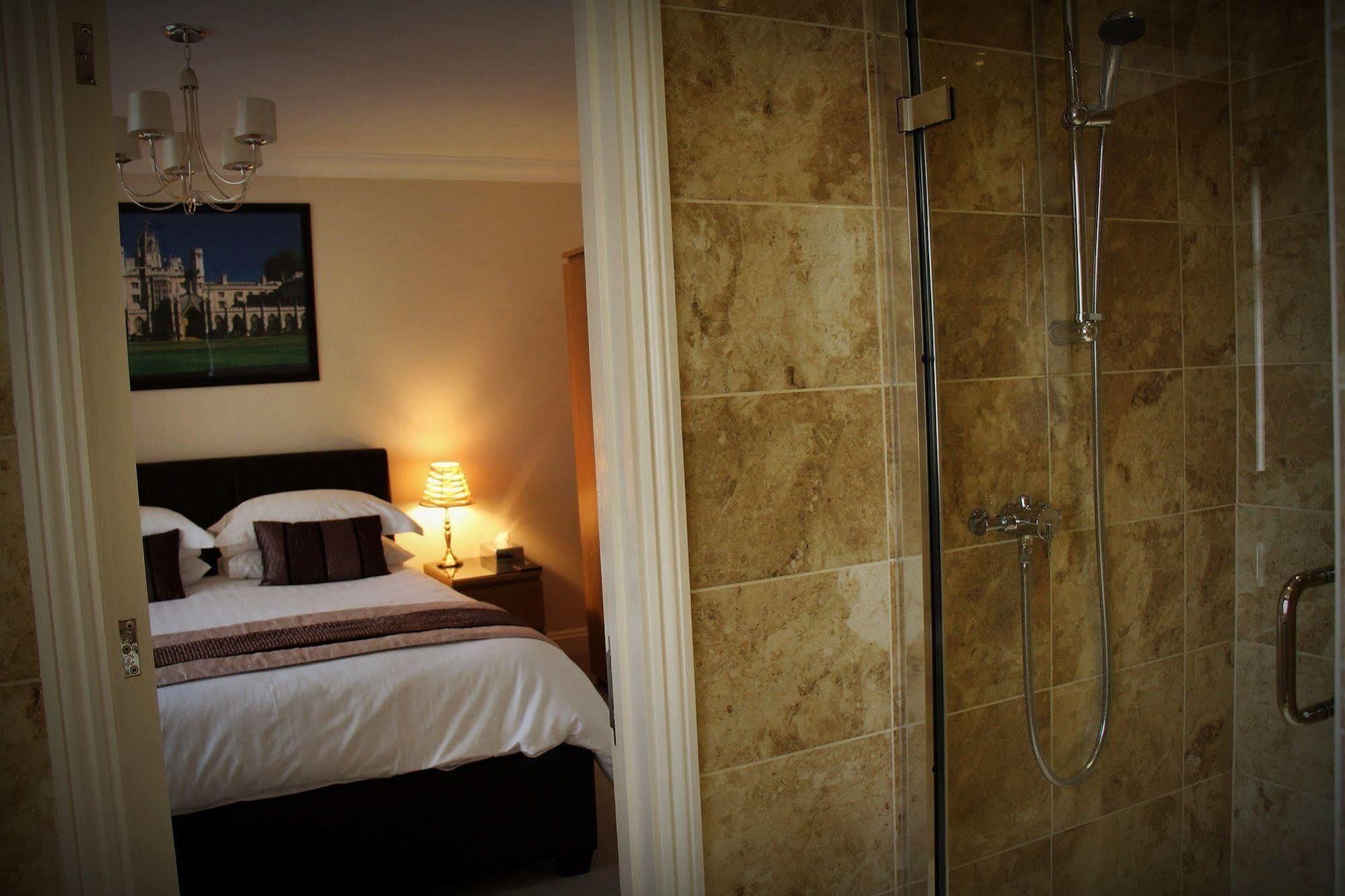 Autumn House 4* CBG