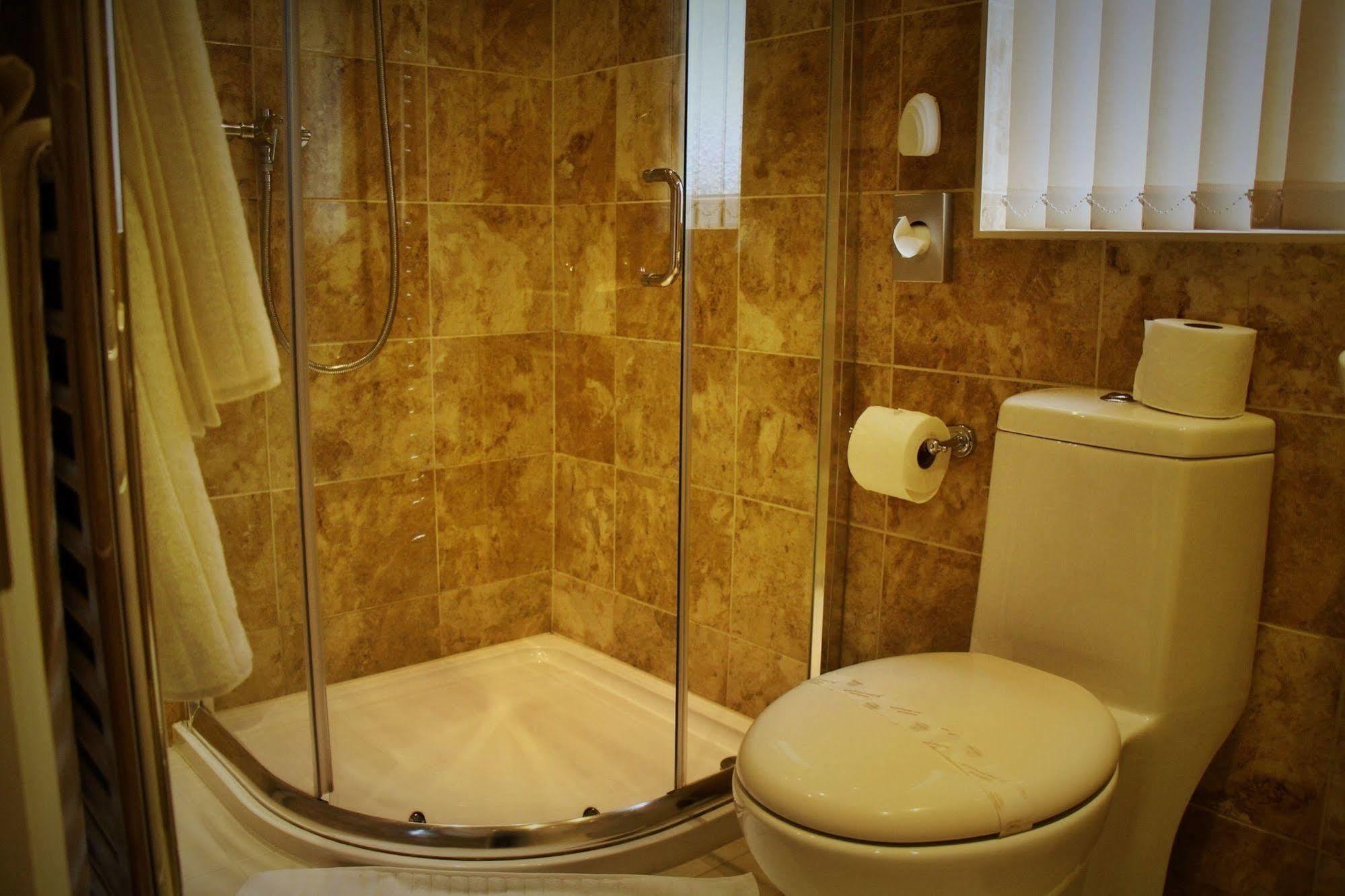 Autumn House 4* Cambridge