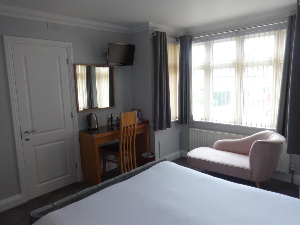 Гостевой дом Autumn House 4*